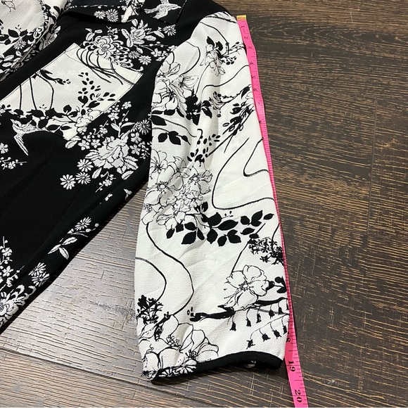 Olive Hill | long Black & White floral top - Picture 9 of 9